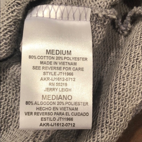 MODERN LUX Grey Skull w/ Rhinestones Top Size M - Picture 5 of 5